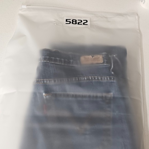 Levi's 512 Perfectly Slimming Straight Leg Jeans Medium Wash Blue Womens 30x32 - Picture 15 of 15